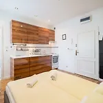 Studio - Grandtulipan
